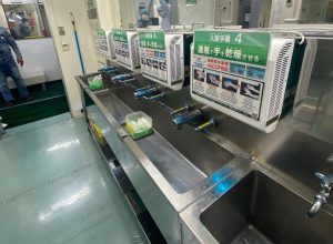 食品工場の手洗い設備